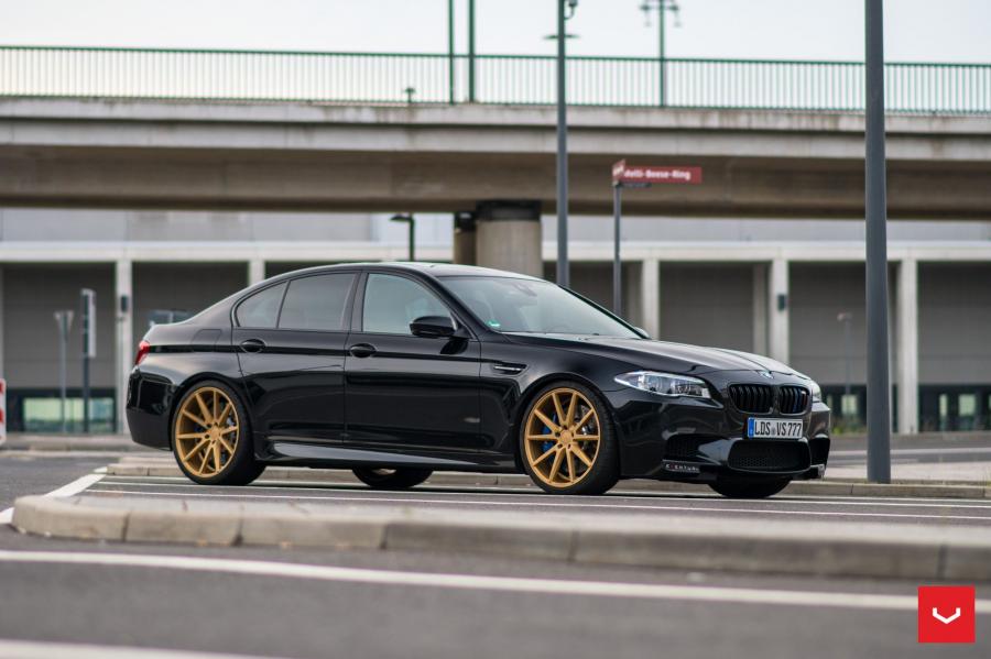  BMW M5 on Vossen Wheels (VFS1) 2017 года  (фото 20 из 29)
